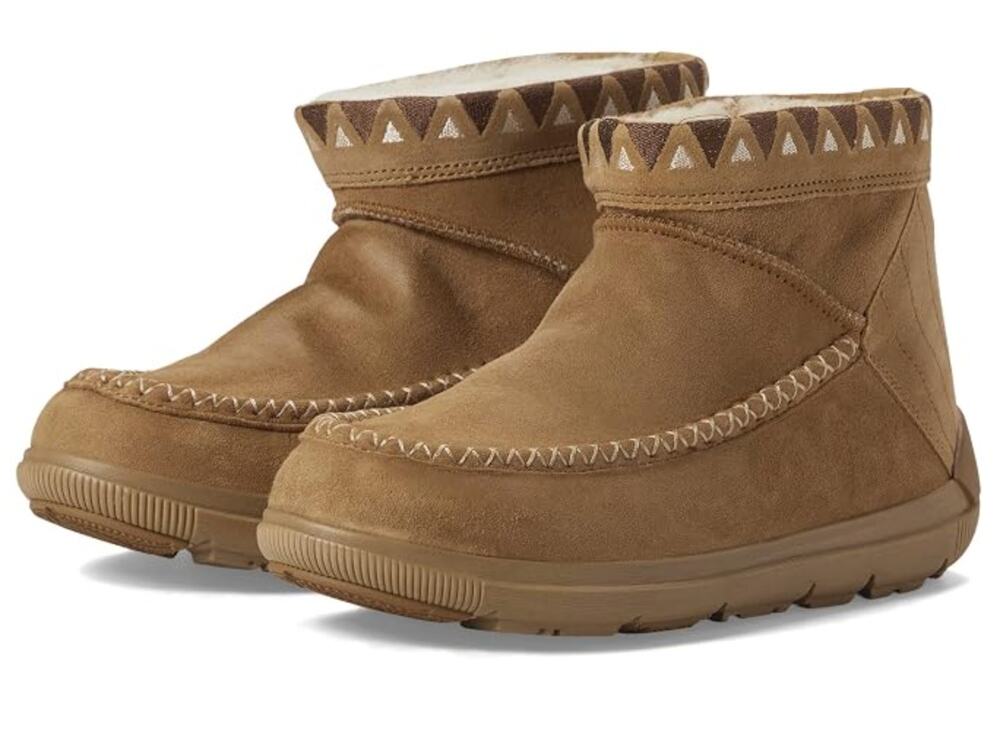 Manitobah Mukluks Women WR Reflections Ankle Boots Size 5 Tan Shearling NWOB